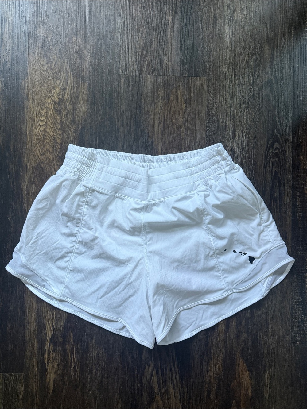 lululemon athletica White Women's Athletic Shorts Hawaii Logo! 4inch